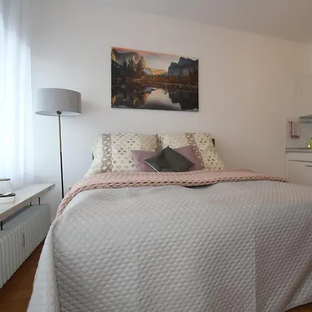 Appartement Ferienwohnung *
